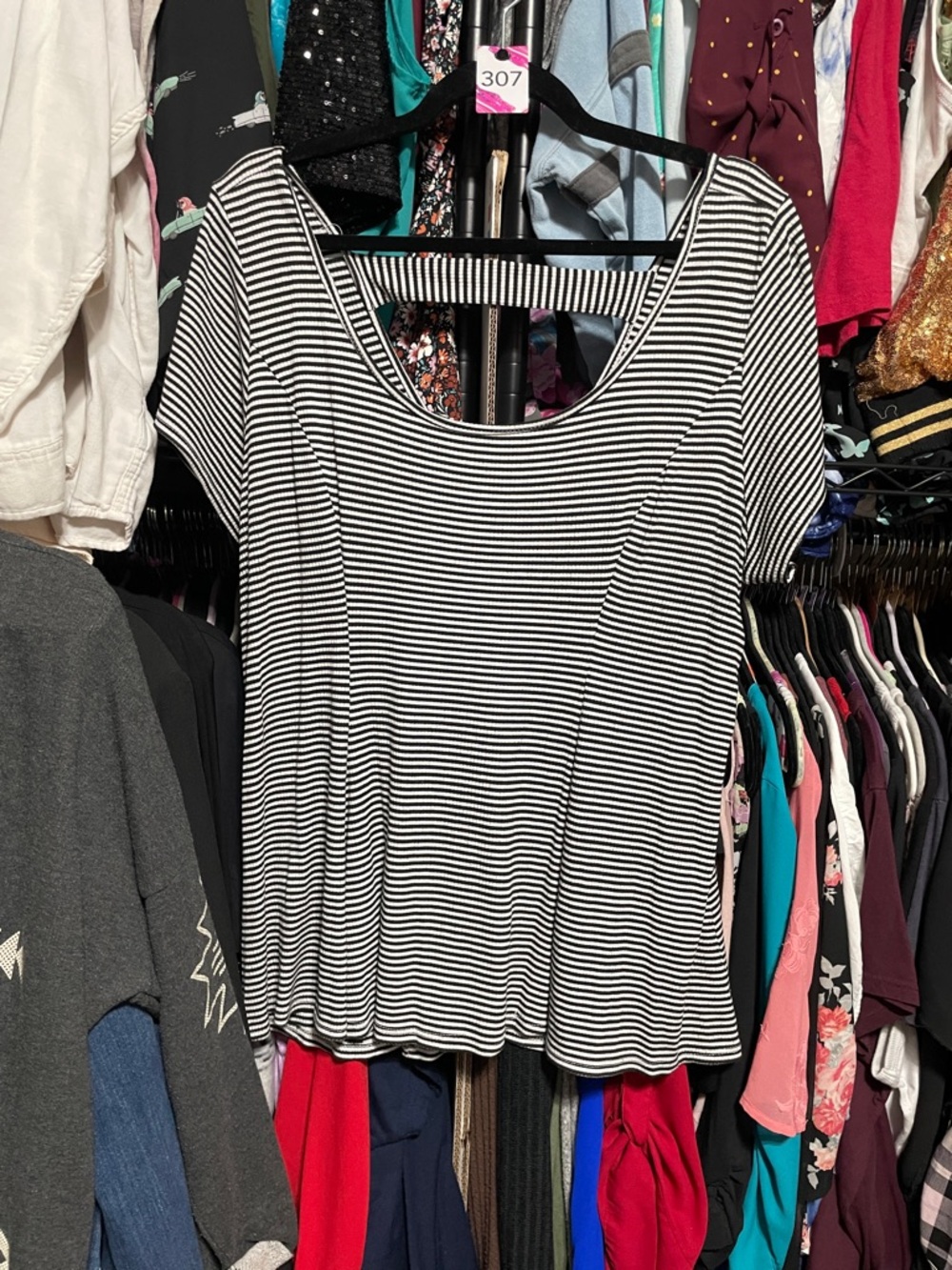 #307 size 3?torrid Black and White Striped Scoop Neck Short Sleeve Top